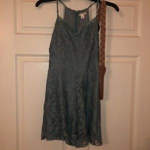 Green Romper from Francesca‘s + matching belt